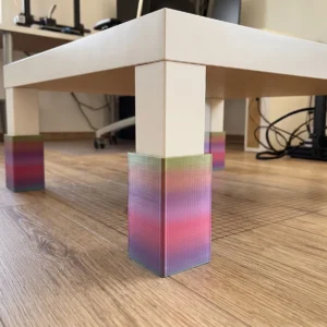 tisch mit erhöhung