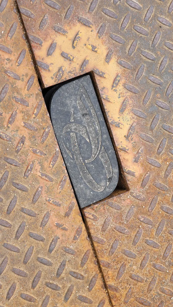 Schachtabdeckung Einsatz | Stolperschutz für Bodenöffnungen - image3 Schachtabdeckung Einsatz | Stolperschutz für Bodenöffnungen – Bild 3