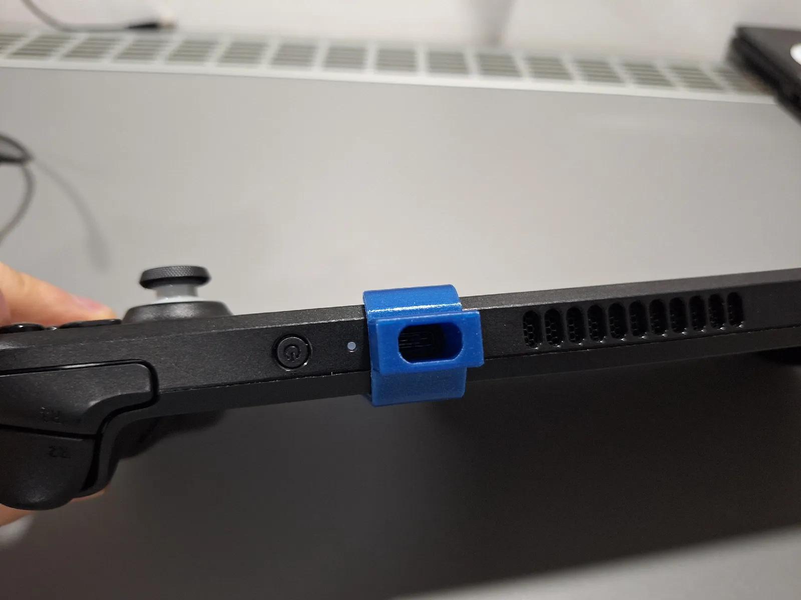 Steam Deck USB-C Zugentlastung | Schutz für Ladeanschluss - image5 Steam Deck USB-C Zugentlastung | Schutz für Ladeanschluss – Bild 5