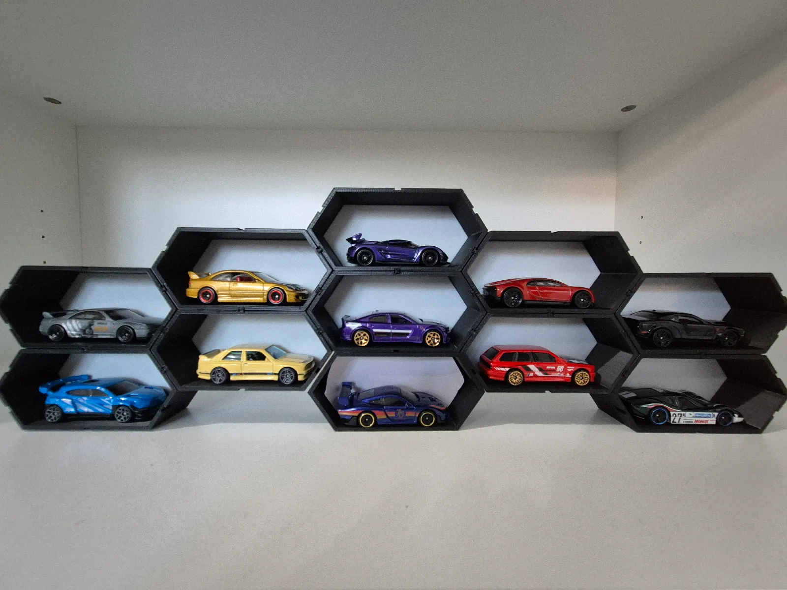 Hot Wheels Wandregal 1:64 | Modellauto Display Garage