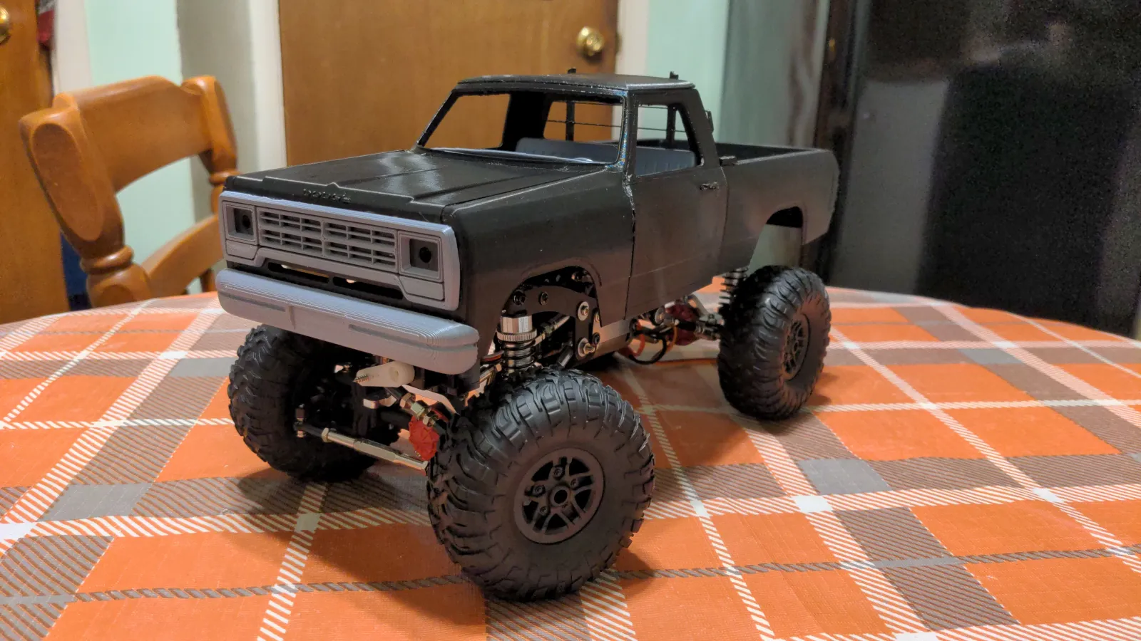 RC Dodge Ram Karosserie 1:16 | WPL Chassis Zubehör - image3 RC Dodge Ram Karosserie 1:16 | WPL Chassis Zubehör – Bild 3