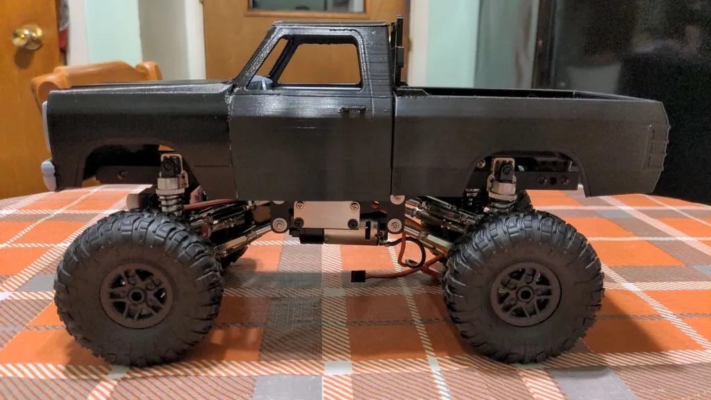 RC Dodge Ram Karosserie 1:16 | WPL Chassis Zubehör - image6 RC Dodge Ram Karosserie 1:16 | WPL Chassis Zubehör – Bild 6