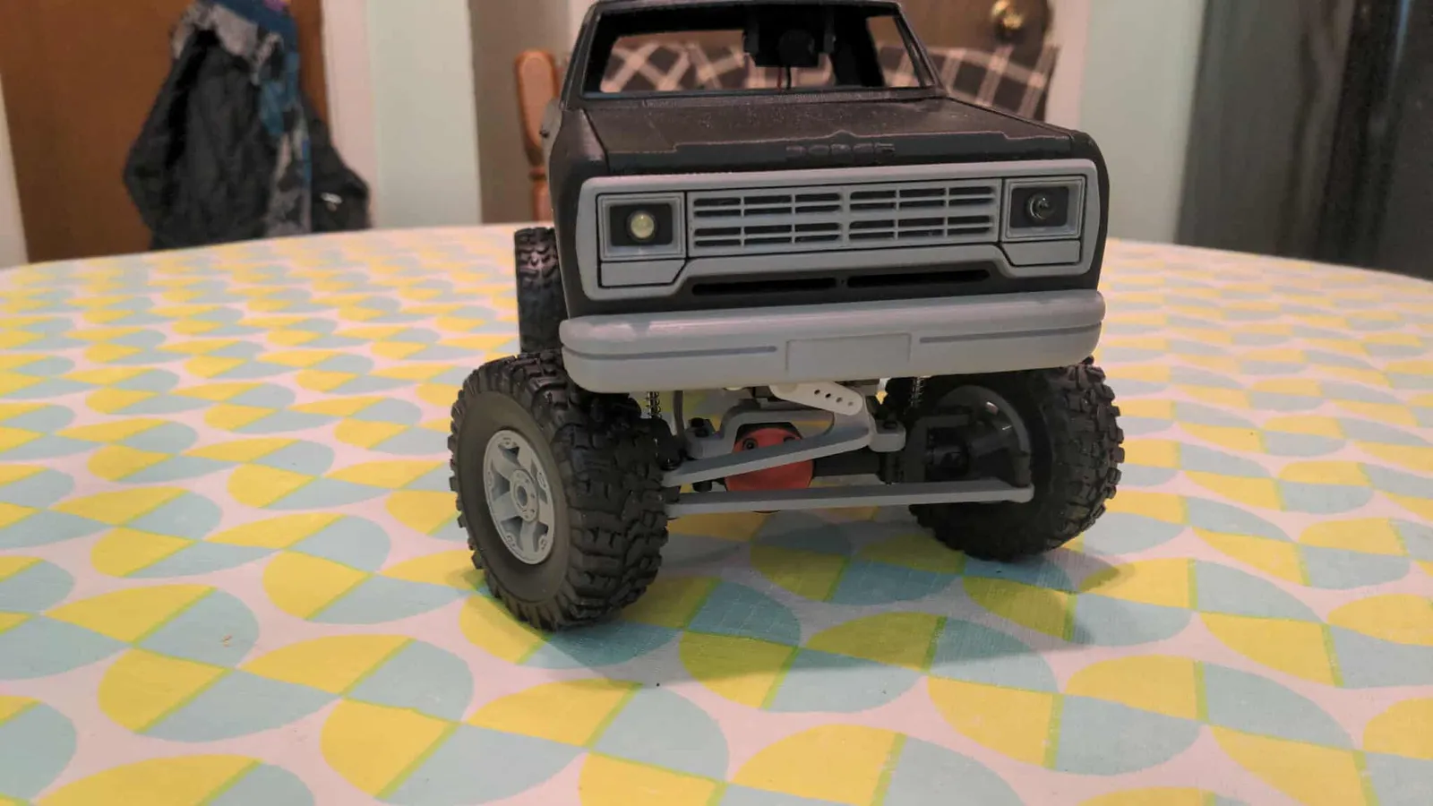 RC Dodge Ram Karosserie 1:16 | WPL Chassis Zubehör - image7 RC Dodge Ram Karosserie 1:16 | WPL Chassis Zubehör – Bild 7