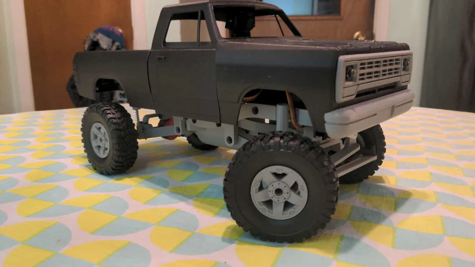 RC Dodge Ram Karosserie 1:16 | WPL Chassis Zubehör - image8 RC Dodge Ram Karosserie 1:16 | WPL Chassis Zubehör – Bild 8