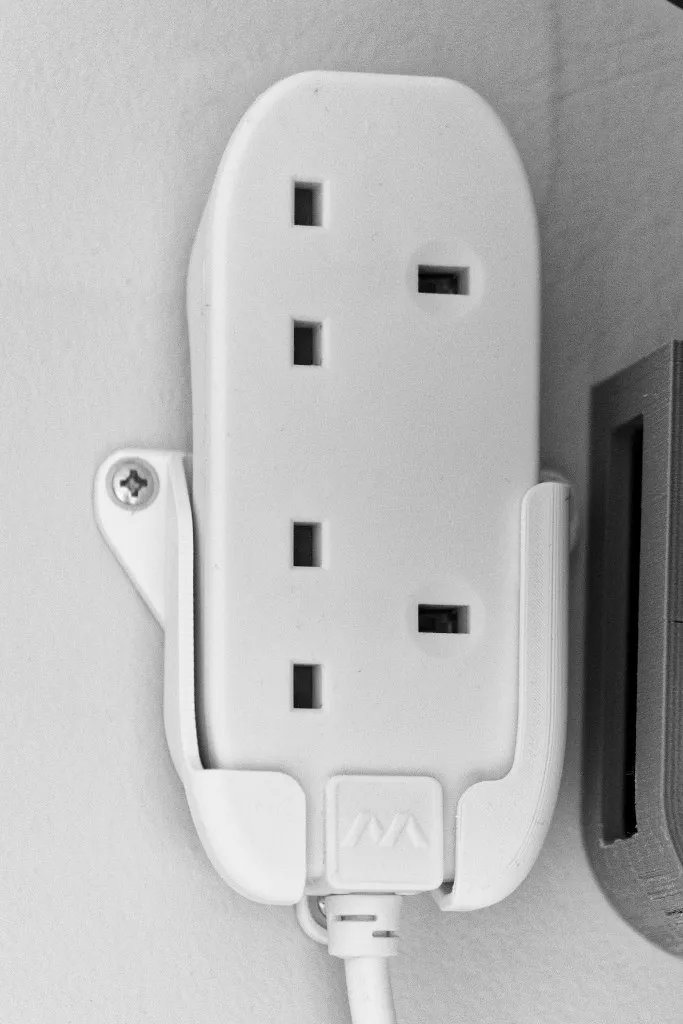 Masterplug Wandhalterung | 2-fach Steckdosenleiste Halter