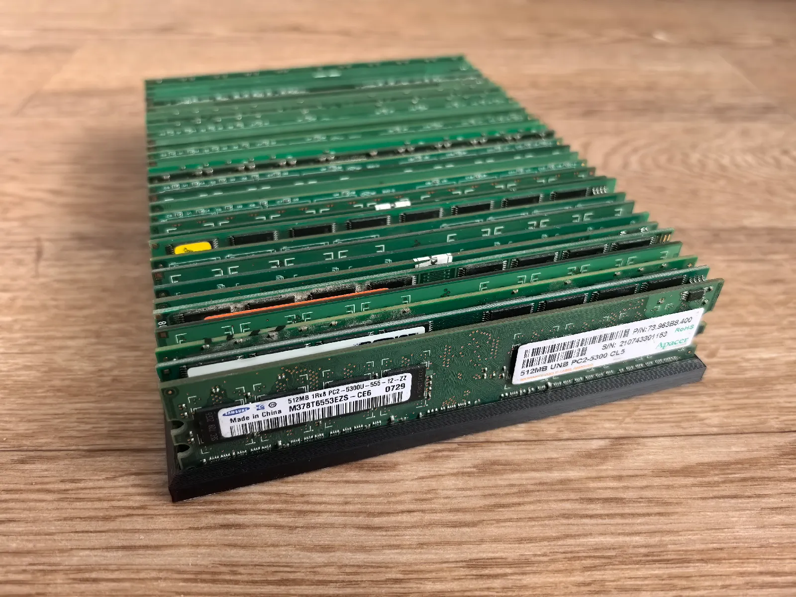 RAM Tray Halterung 32 Slots | DIMM Speicher Aufbewahrung
