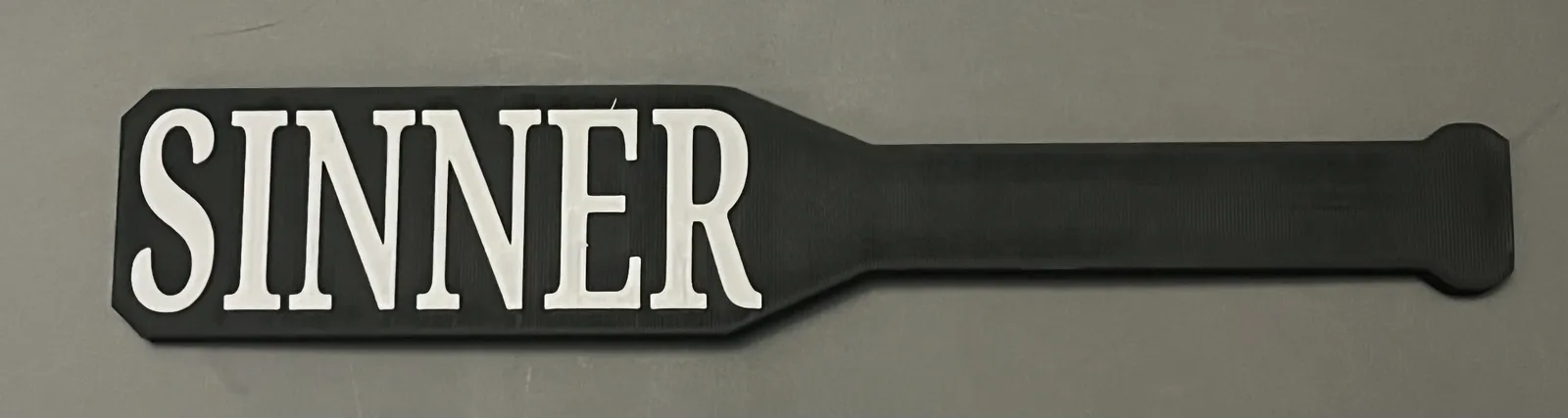 Sinner Paddle Prop | Hochwertiges Cosplay Sammlerstück
