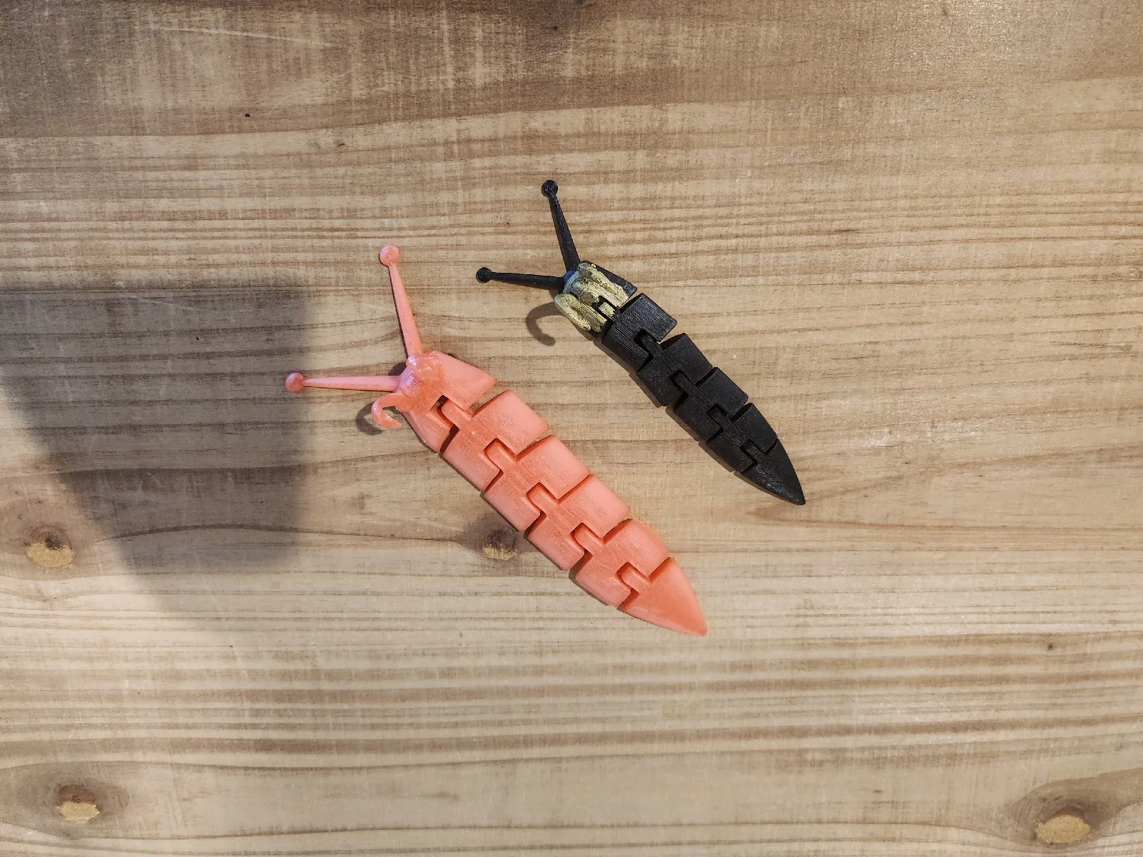 Loki Schnecke Figur | Bewegliches Fidget Toy & Sammlerstück
