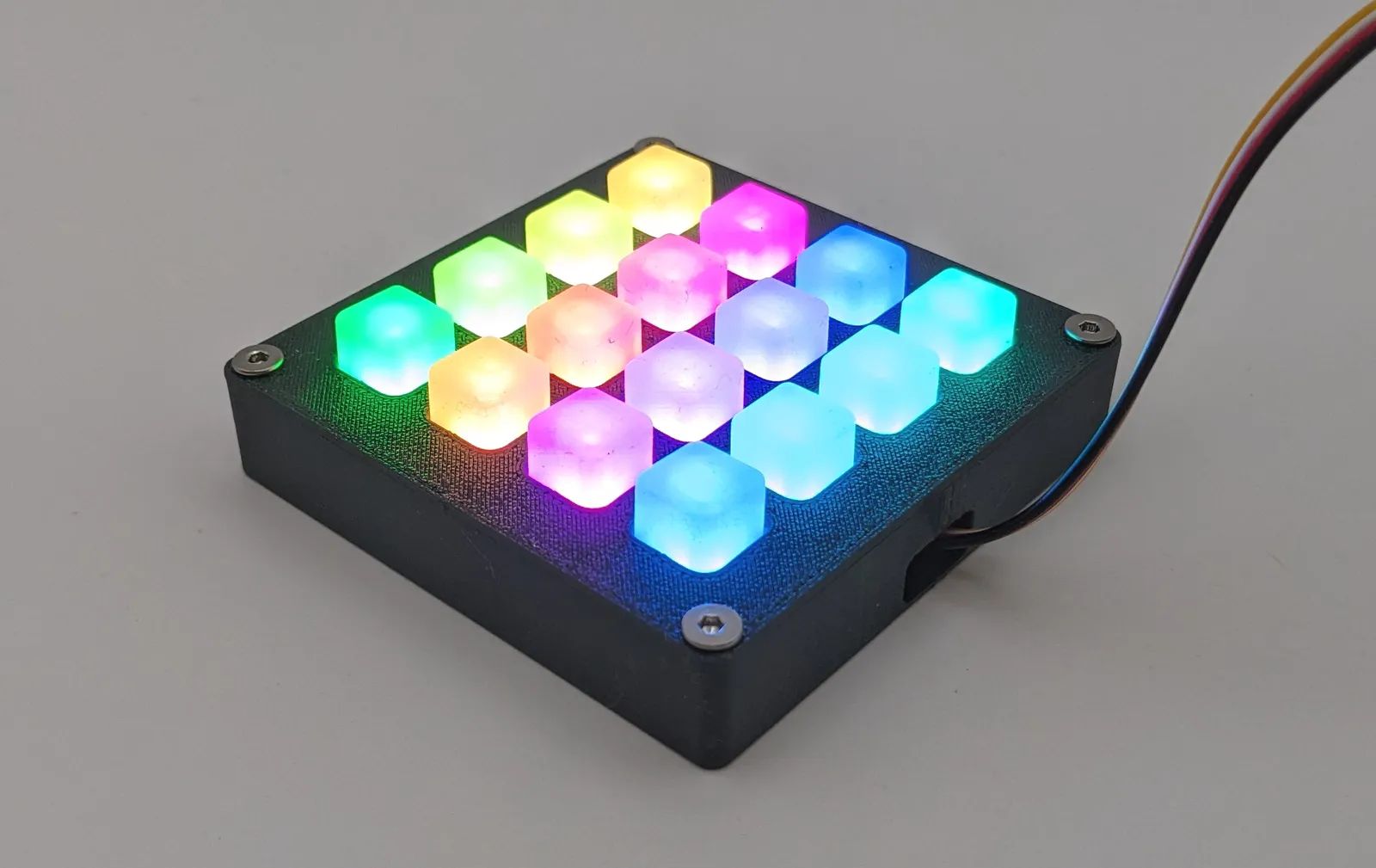 NeoTrellis Gehäuse | Schutzhülle für 4x4 RGB Button Pad
