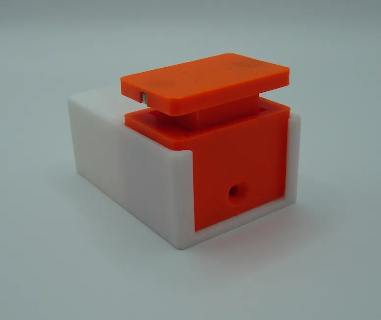Filament Cutter Box | Auffangbehälter für Filament-Reste - image3 Filament Cutter Box | Auffangbehälter für Filament-Reste – Bild 3