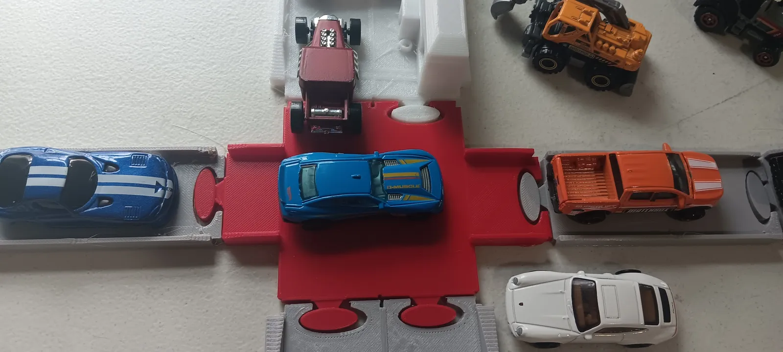 Modulares Strassensystem für Spielzeugautos | Hot Wheels kompatibel