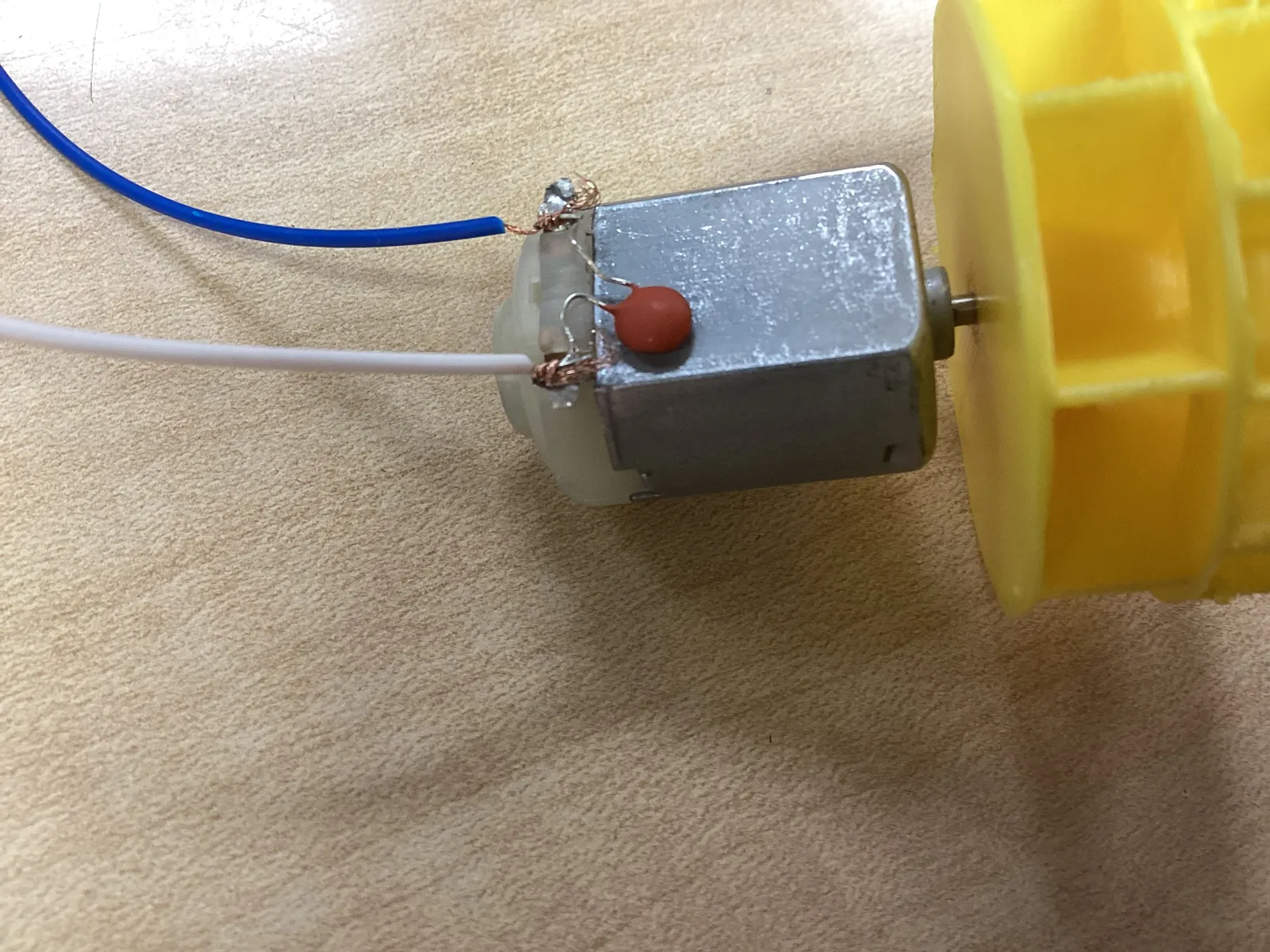 Micro ACA Cyclone Sirene | Modellbau & Elektronik Zubehör - image7 Micro ACA Cyclone Sirene | Modellbau & Elektronik Zubehör – Bild 7