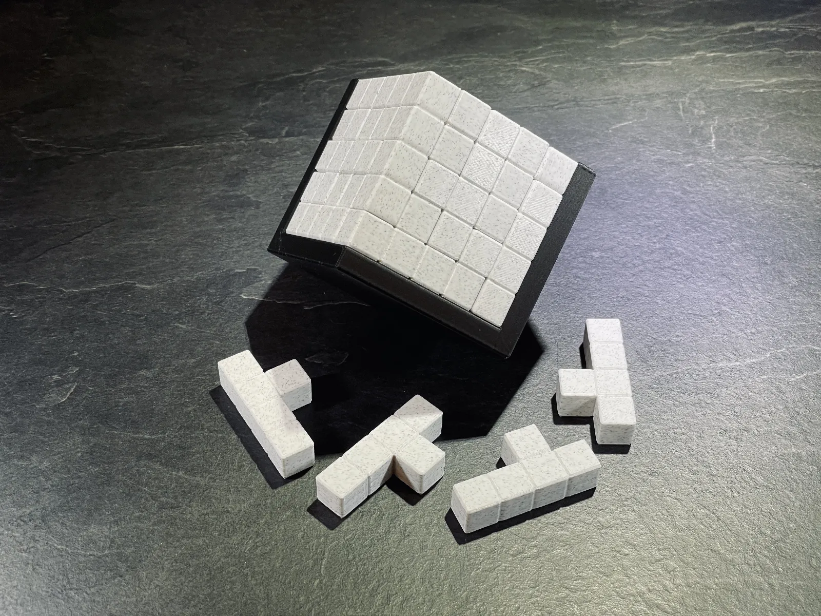 IQ Puzzle Würfel – Kniffliges 3D-Geduldsspiel aus 25 Teilen