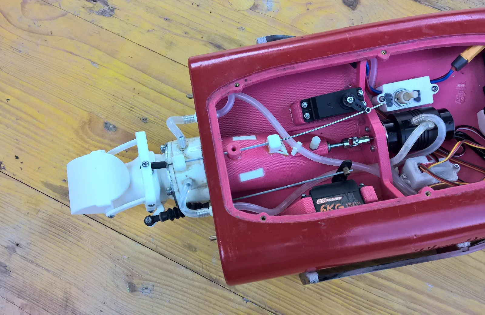 Rückfahrsystem für Bashtech RC Jet-Boot - image3 Rückfahrsystem für Bashtech RC Jet-Boot – Bild 3