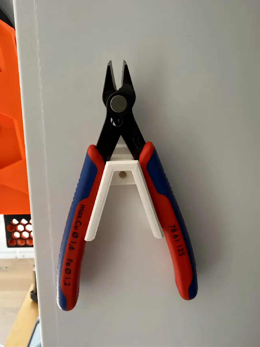 Knipex Seitenschneider Wandhalterung | Werkstatt Organisation
