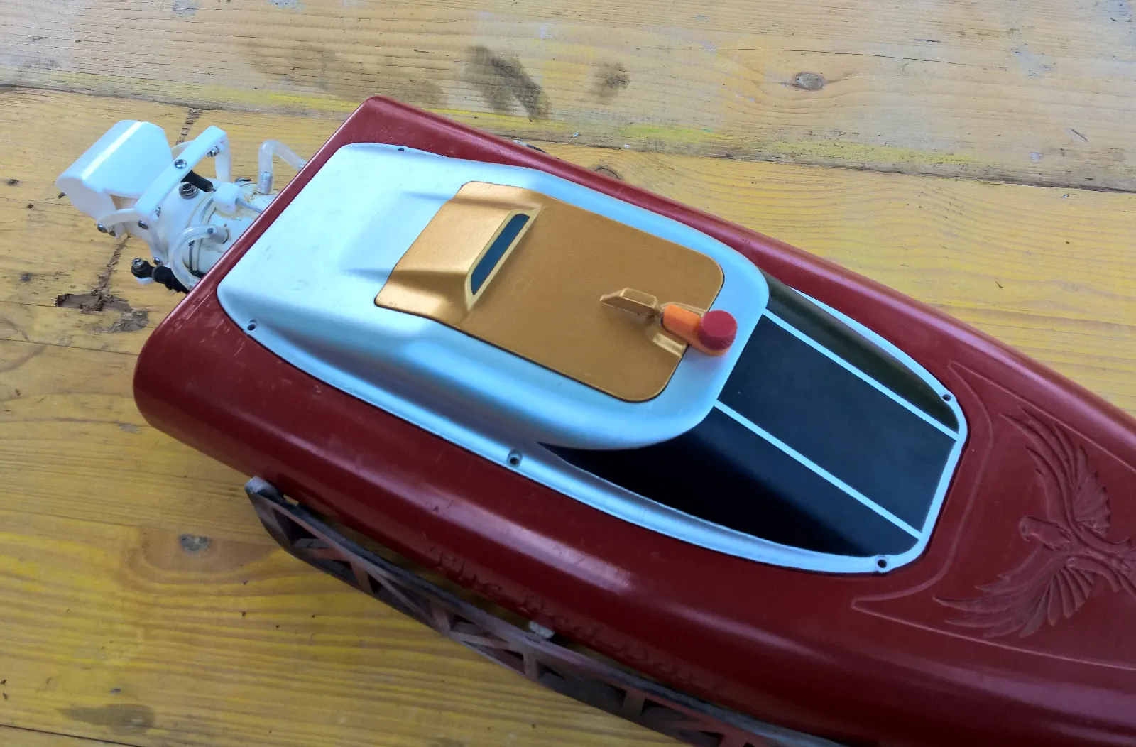 Verbesserter Deckel für Bashtech RC Jet Boat