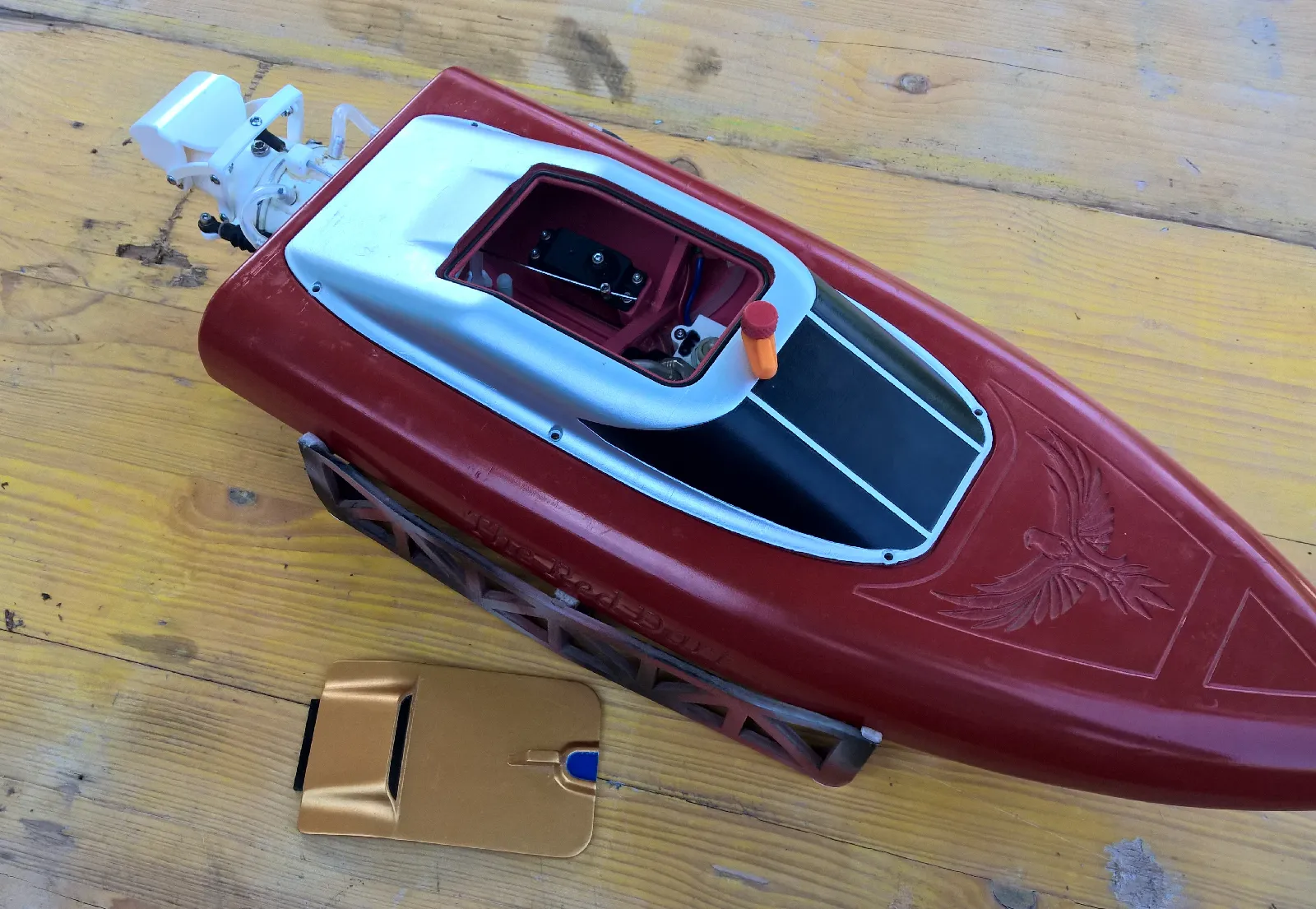 Verbesserter Deckel für Bashtech RC Jet Boat - image3 Verbesserter Deckel für Bashtech RC Jet Boat – Bild 3