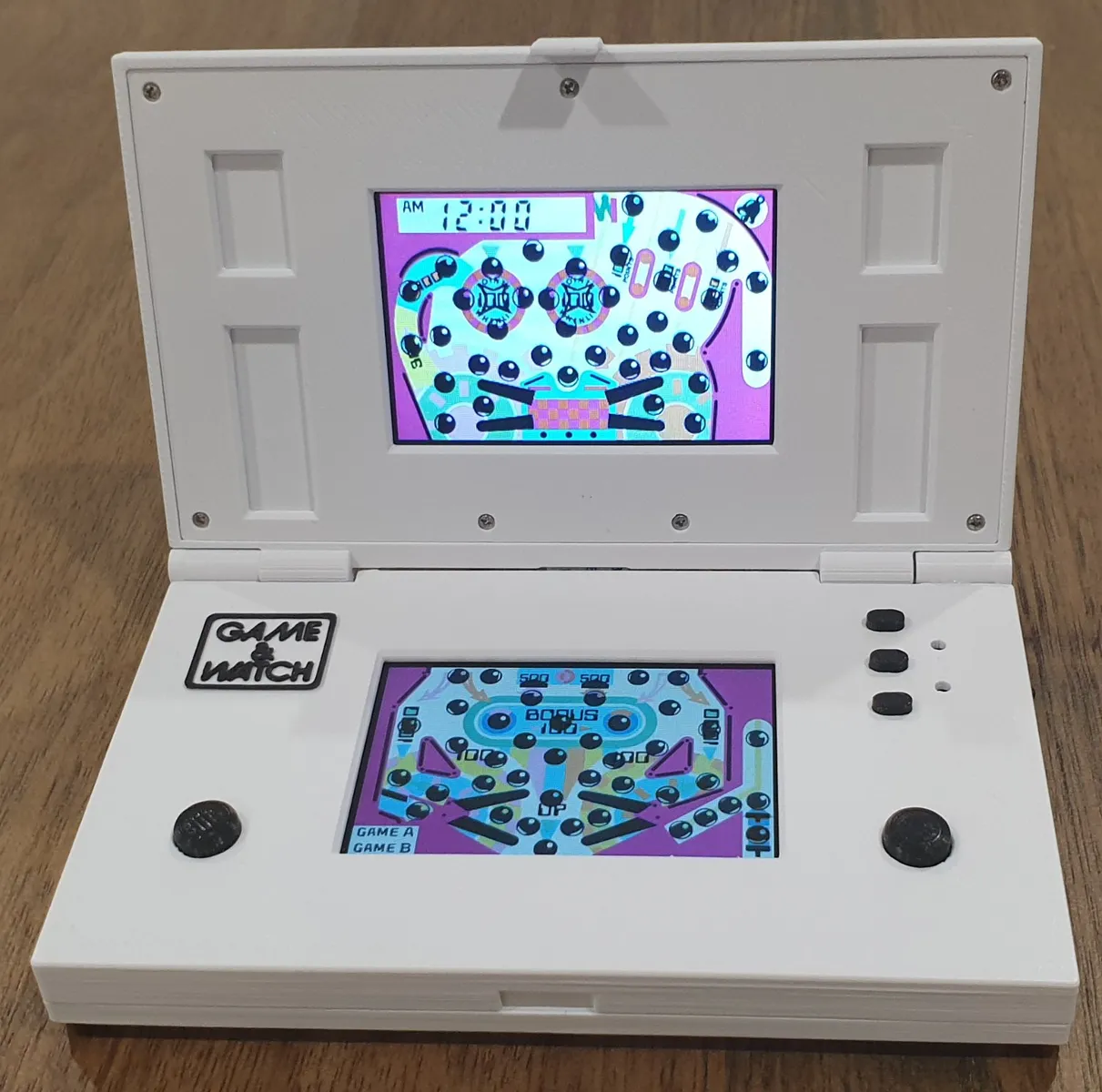 Retro Handheld Konsole Multi Screen | Game & Watch ESP32 - image4 Retro Handheld Konsole Multi Screen | Game & Watch ESP32 – Bild 4