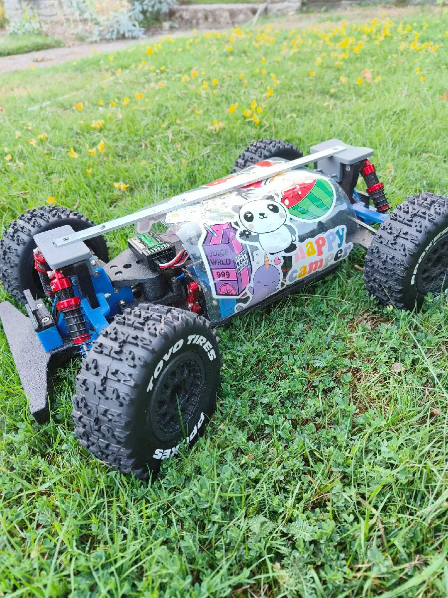 Robak 2.2 RC Car Karosserie-Halter & Dämpferschutz | Modellbau - image3 Robak 2.2 RC Car Karosserie-Halter & Dämpferschutz | Modellbau – Bild 3