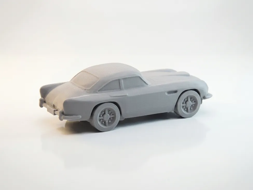 1963 Aston Martin DB5 Modell | Legendärer Klassiker für Sammler - image4 1963 Aston Martin DB5 Modell | Legendärer Klassiker für Sammler – Bild 4