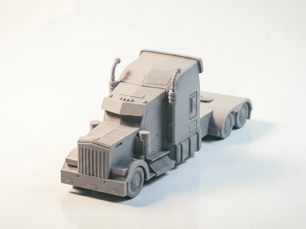 Kenworth W900 Truck Modell | Sammlerstück für Modellbau - image4 Kenworth W900 Truck Modell | Sammlerstück für Modellbau – Bild 4