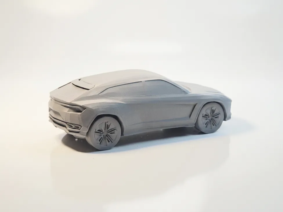 Lamborghini Urus Modellauto | 3D-Druck Sammlerfigur - image5 Lamborghini Urus Modellauto | 3D-Druck Sammlerfigur – Bild 5