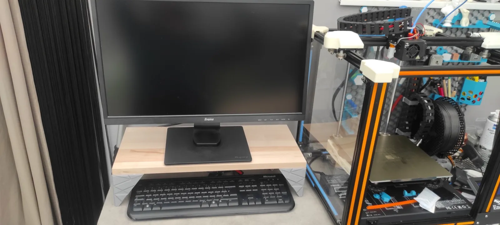 Monitorständer Fuss Low-Poly | Ergonomische Büro-Erhöhung - image3 Monitorständer Fuss Low-Poly | Ergonomische Büro-Erhöhung – Bild 3