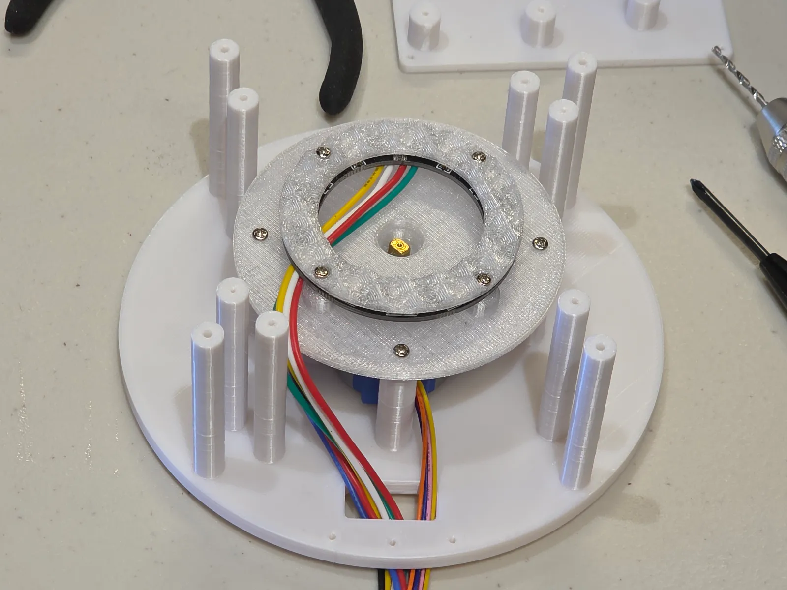 Hybrid LED Ring & Stepper Motor Uhr | Moderne Tischuhr - image12 Hybrid LED Ring & Stepper Motor Uhr | Moderne Tischuhr – Bild 4
