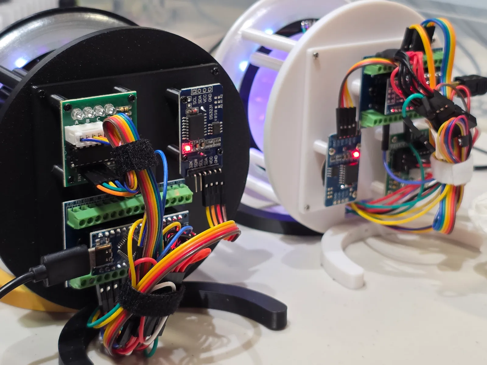 Hybrid LED Ring & Stepper Motor Uhr | Moderne Tischuhr - image16 Hybrid LED Ring & Stepper Motor Uhr | Moderne Tischuhr – Bild 8
