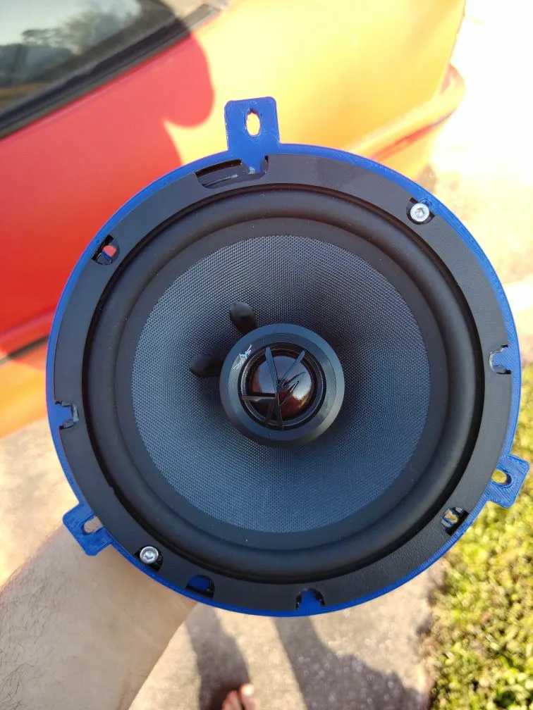 Jeep Wrangler JK Lautsprecher Adapter | Soundbar Upgrade - image3 Jeep Wrangler JK Lautsprecher Adapter | Soundbar Upgrade – Bild 3