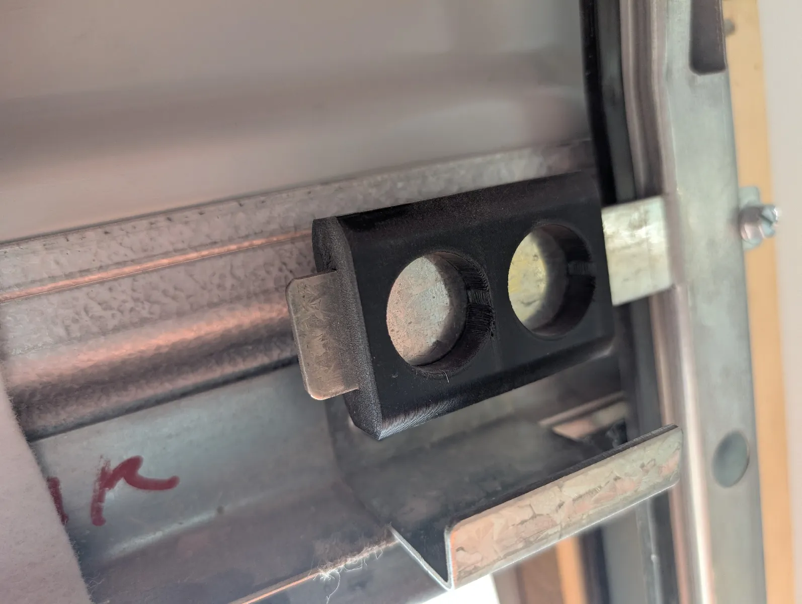 Rolltor Anschlagpuffer | Dämpfer für Ideal Door Garagentore