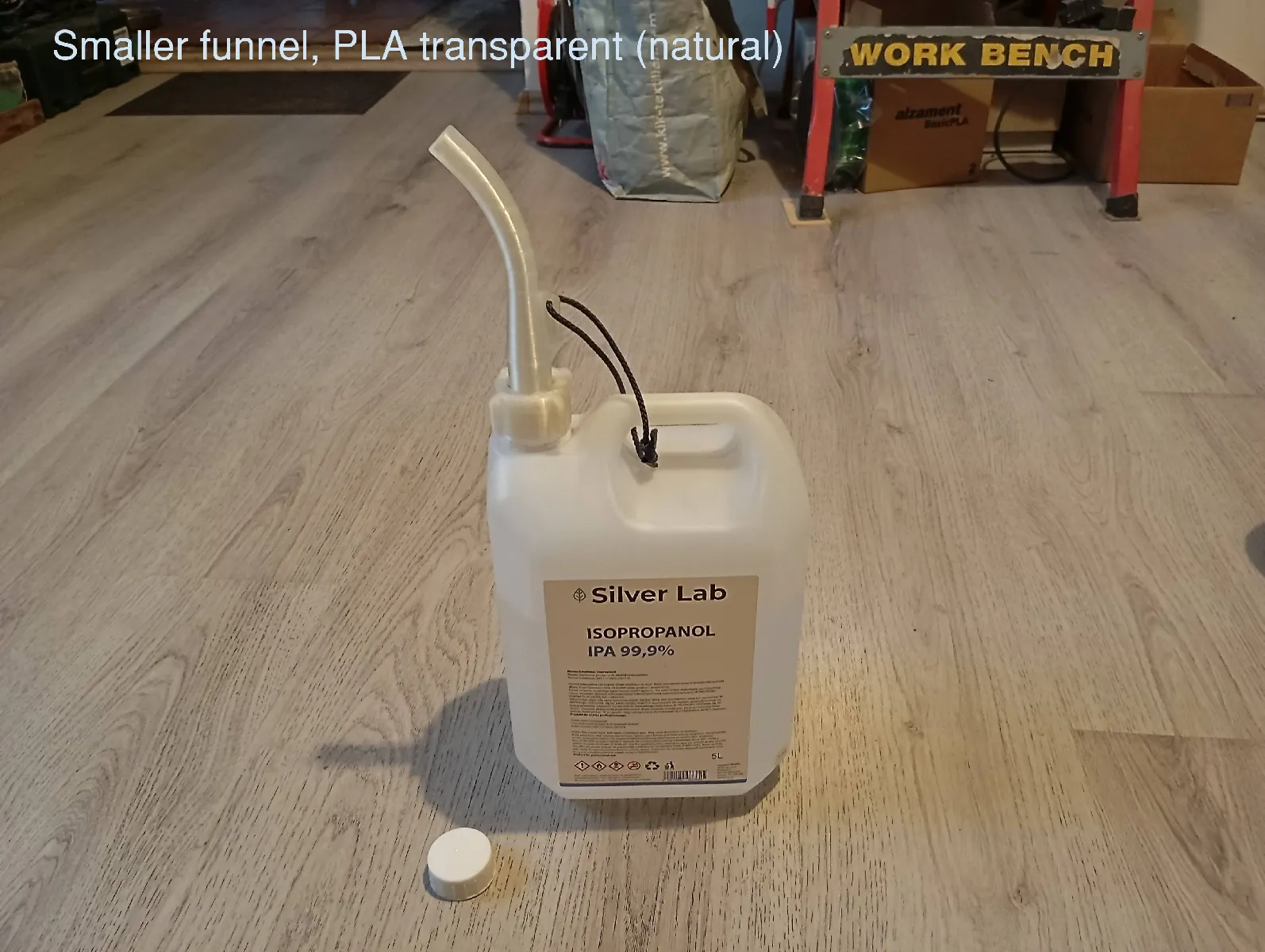 Kanister-Trichter für 5L Behälter | Ausgiesshilfe mit Gewinde - image6 Kanister-Trichter für 5L Behälter | Ausgiesshilfe mit Gewinde – Bild 6