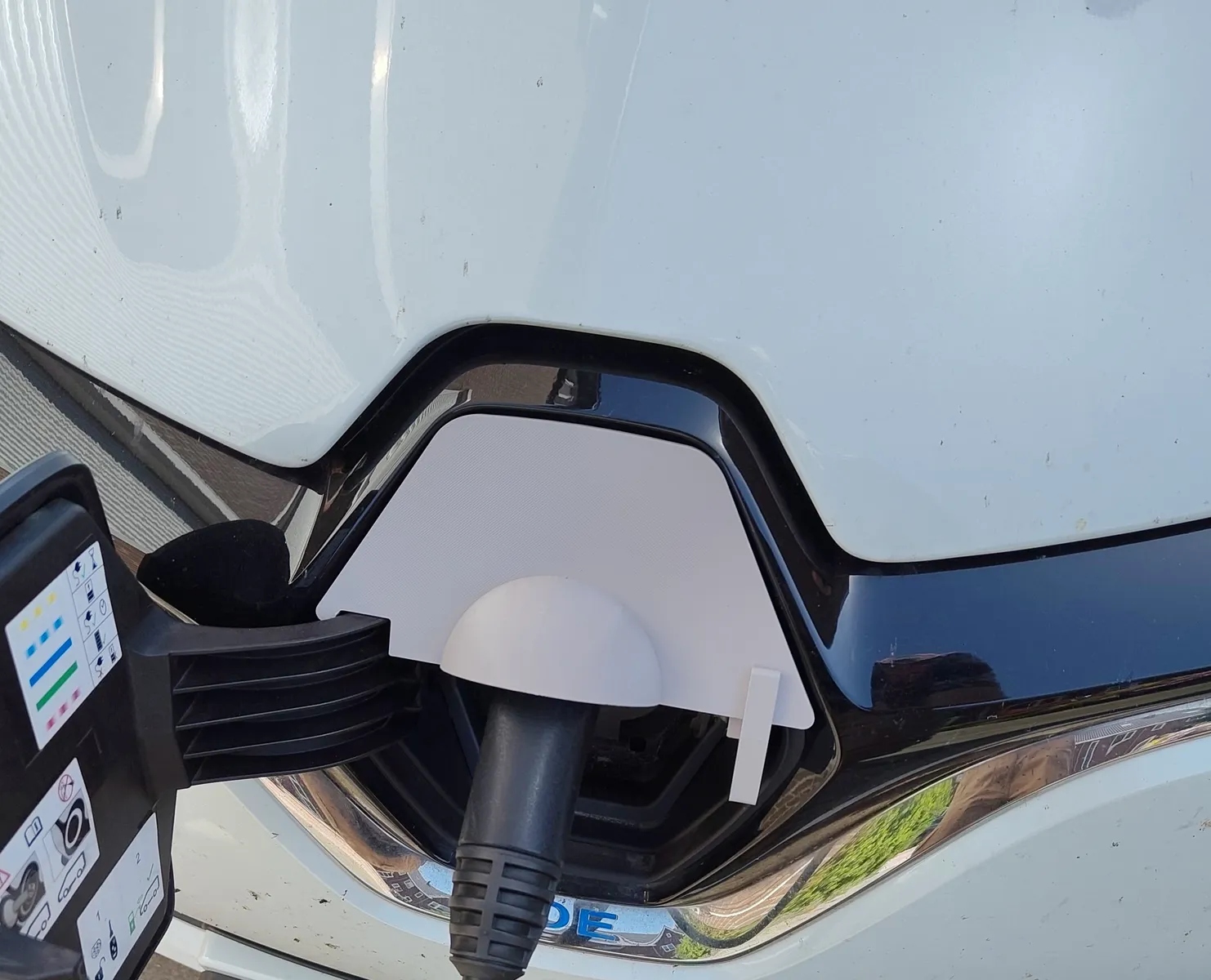 Renault Zoe ZE50 Ladeanschluss Abdeckung | Regenschutz