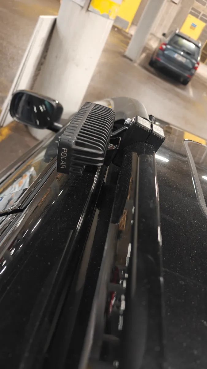 Volvo XC70 V70 P3 Dachreling-Halterung | LED Arbeitsscheinwerfer - image5 Volvo XC70 V70 P3 Dachreling-Halterung | LED Arbeitsscheinwerfer – Bild 5