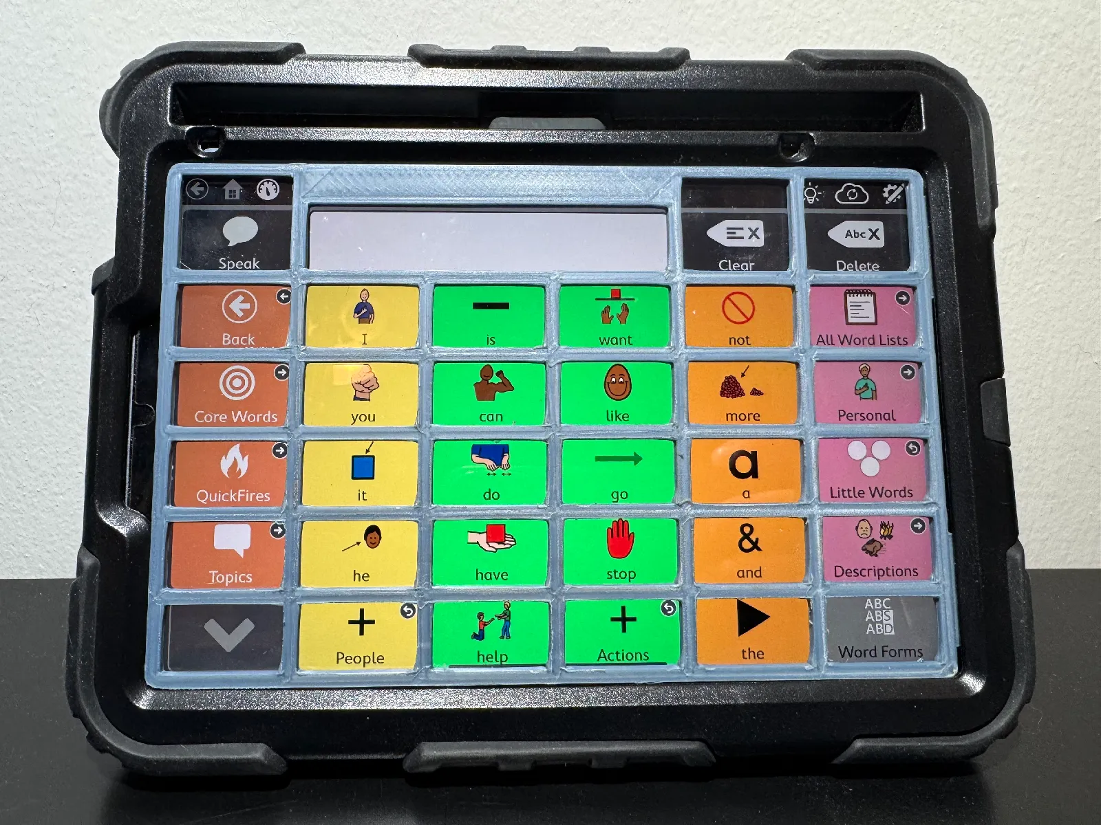 AAC Keyguard für iPad | Kommunikationshilfe Schutzgitter