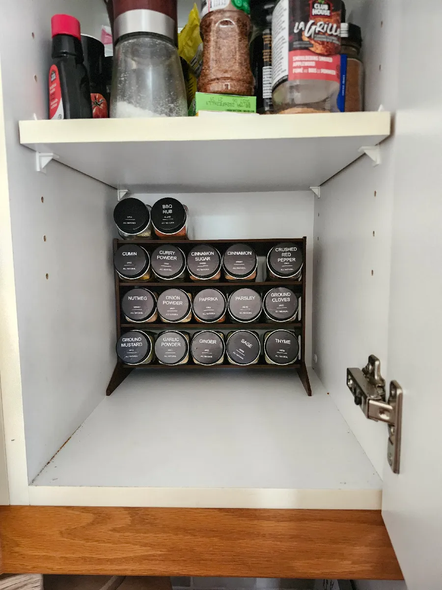Kompaktes Gewürzregal für 20 Gläser | Küchen-Organizer