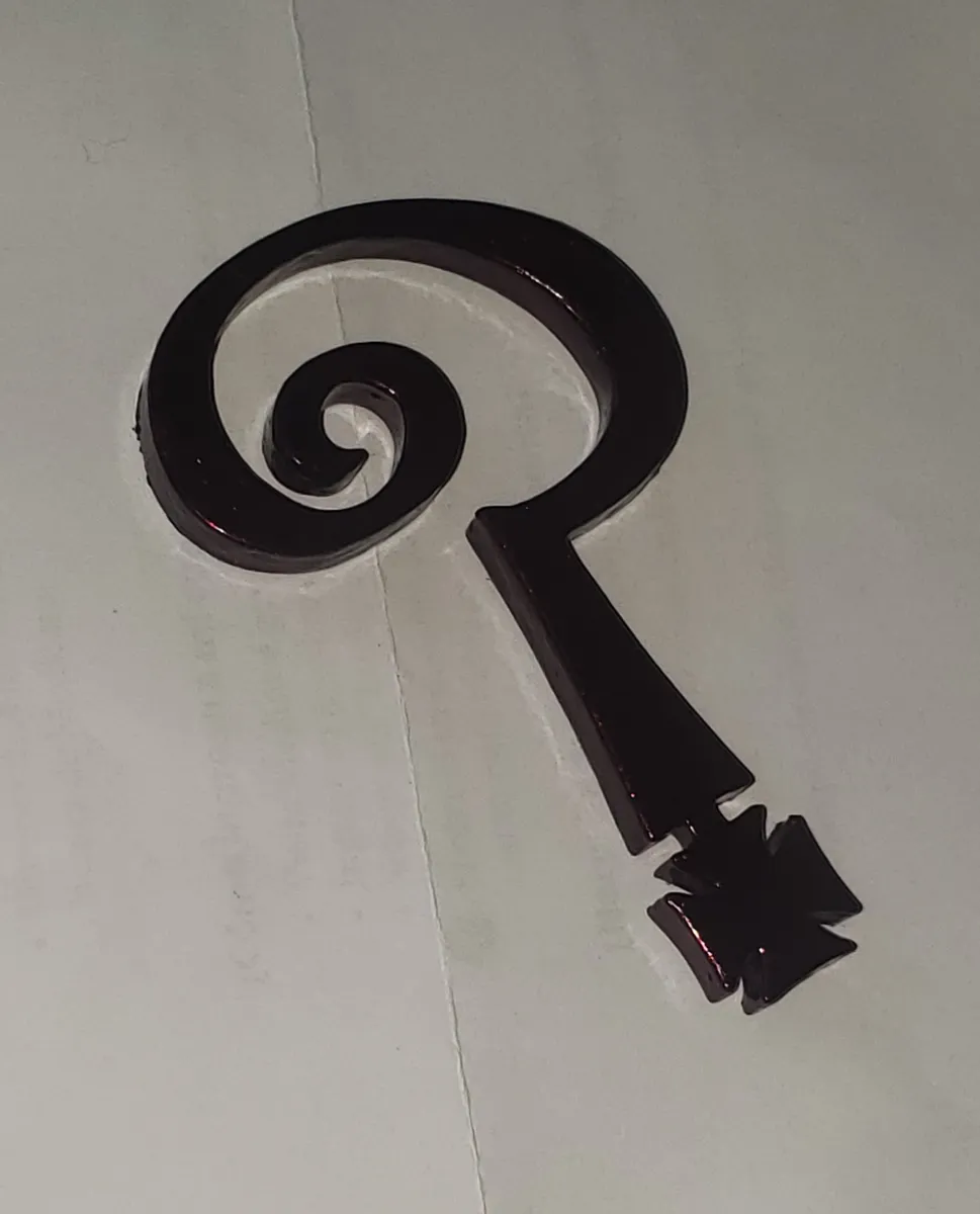 Indian Larry Question Cross | 3D-Druck Sammlerstück Deko