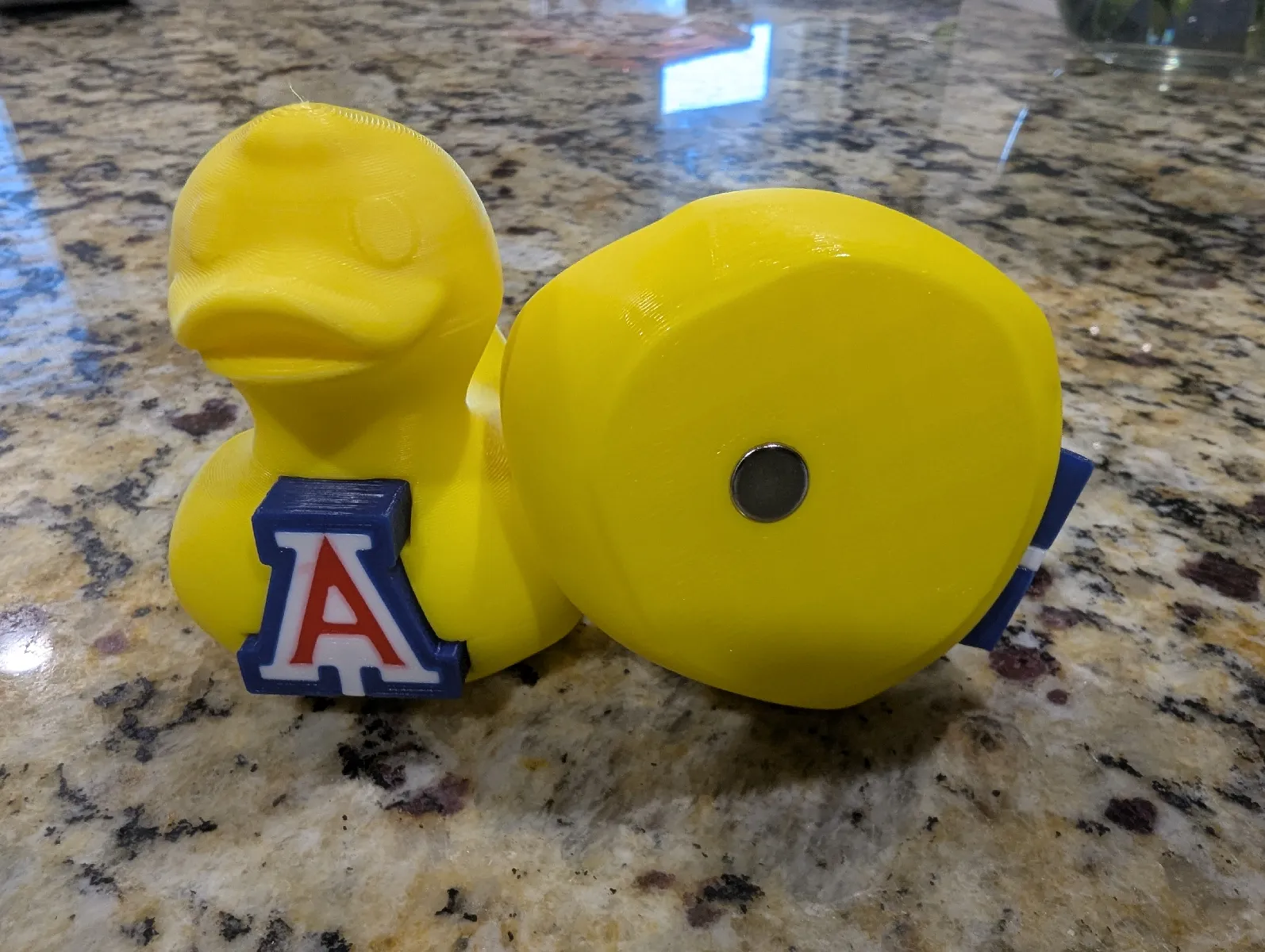 UofA Ente Sammlerfigur | Magnetische Deko-Figur DIY - image6 UofA Ente Sammlerfigur | Magnetische Deko-Figur DIY – Bild 6