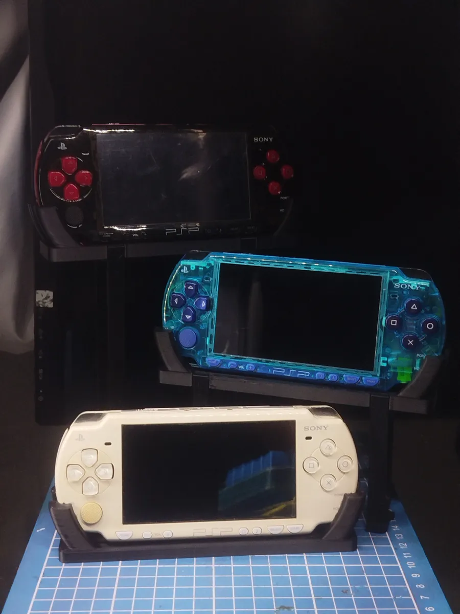 PSP Display Ständer Modular | Retro Handheld Halterung - image4 PSP Display Ständer Modular | Retro Handheld Halterung – Bild 4