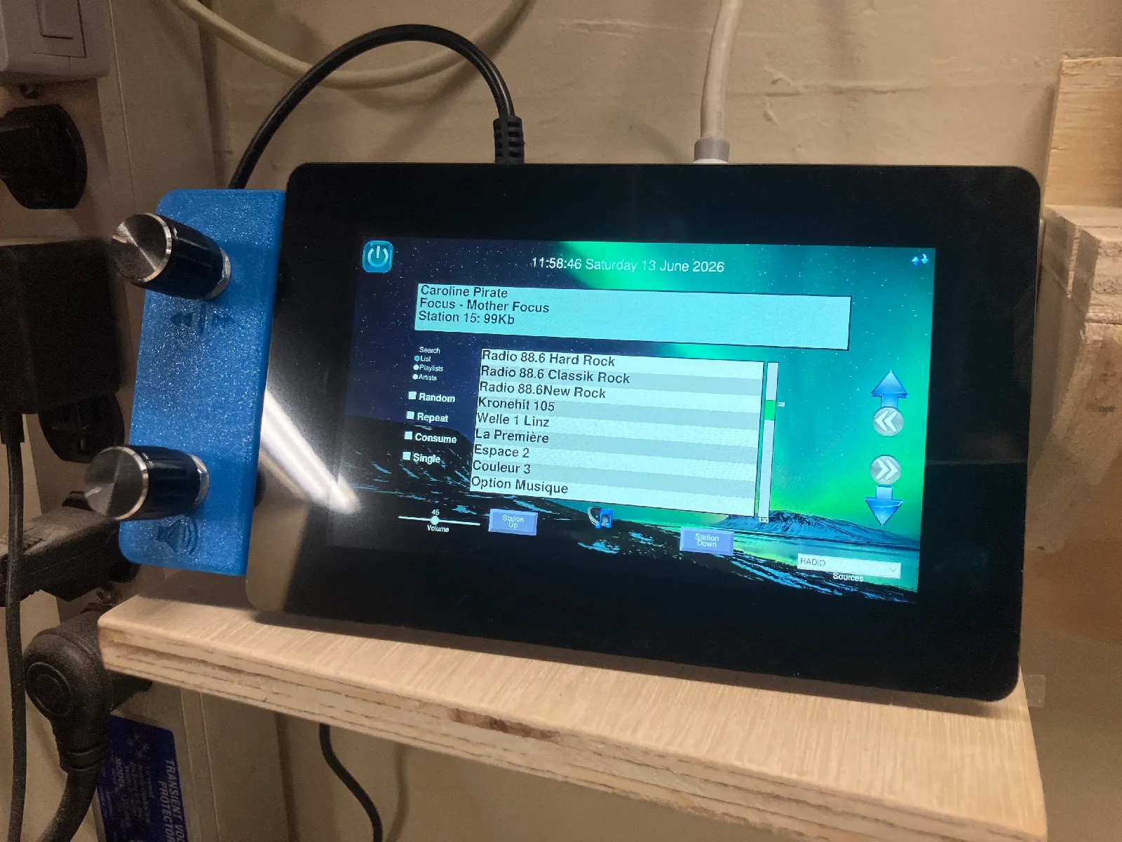 Raspberry Pi Touch Display 2 Stand | Gehäuse für Internetradio