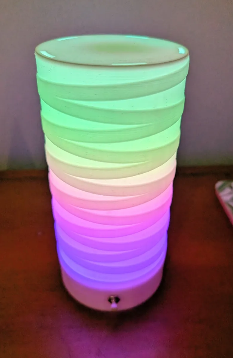 RGB LED Zylinder Lampe | Moderne Smart-Home Dekoration