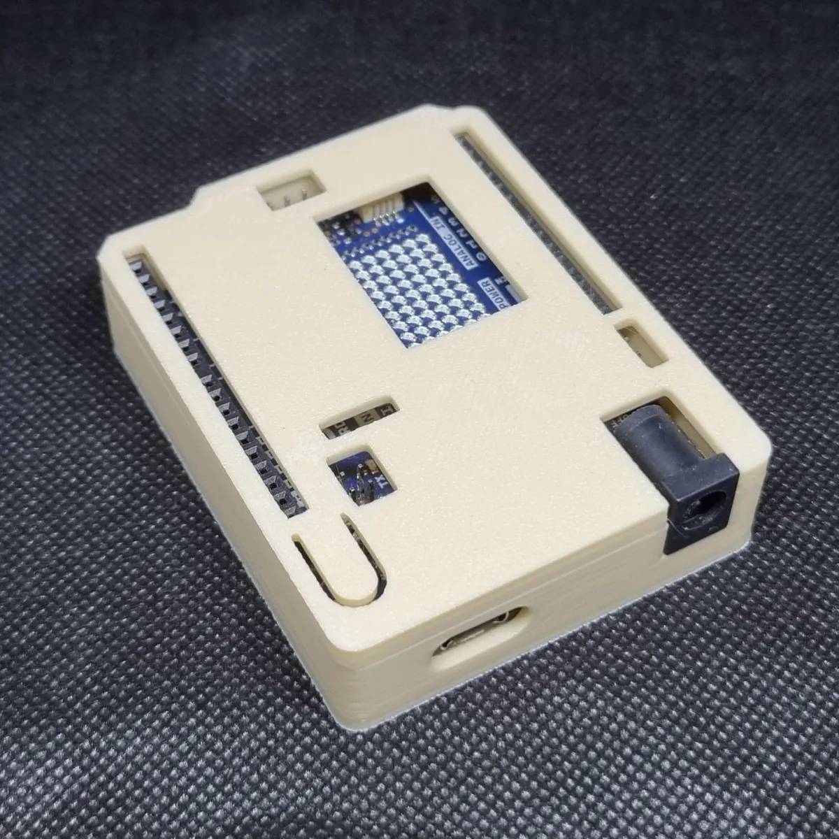 Arduino Uno R4 Gehäuse Snap-Fit | Schutzhülle ohne Schrauben - image4 Arduino Uno R4 Gehäuse Snap-Fit | Schutzhülle ohne Schrauben – Bild 4