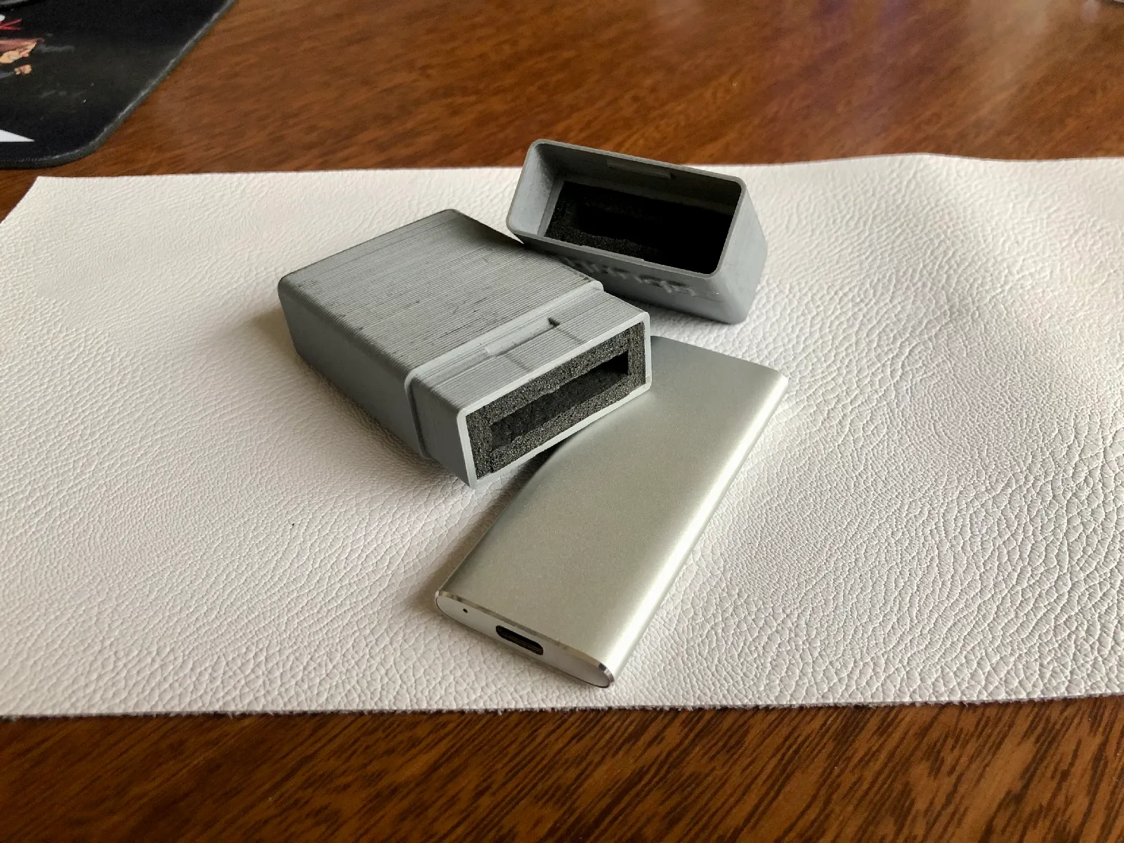 M.2 SSD Schutzhülle mit Klickverschluss | SSD Case