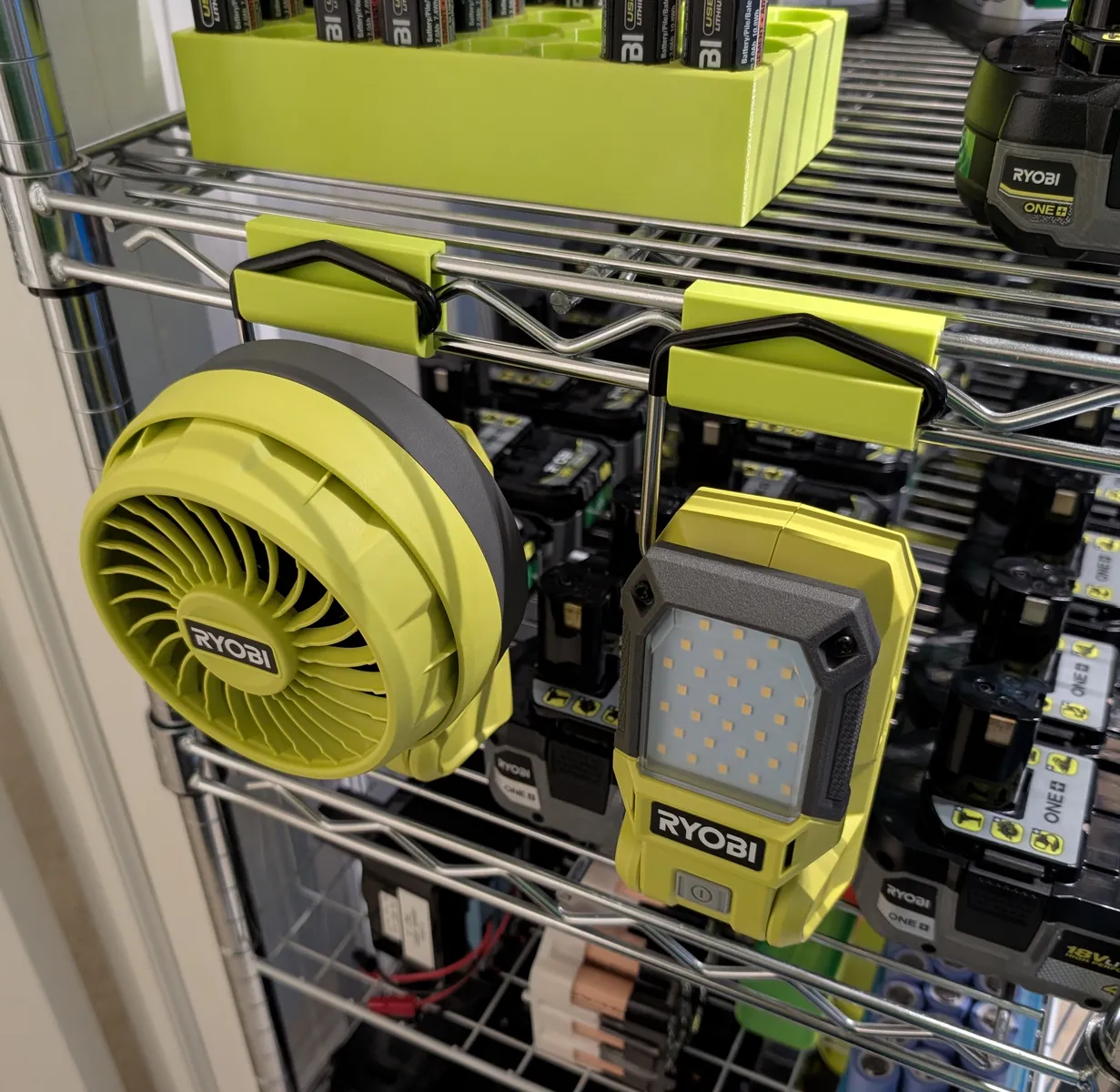 Ryobi 40V Regal-Clip | Halterung für Ventilator & Licht