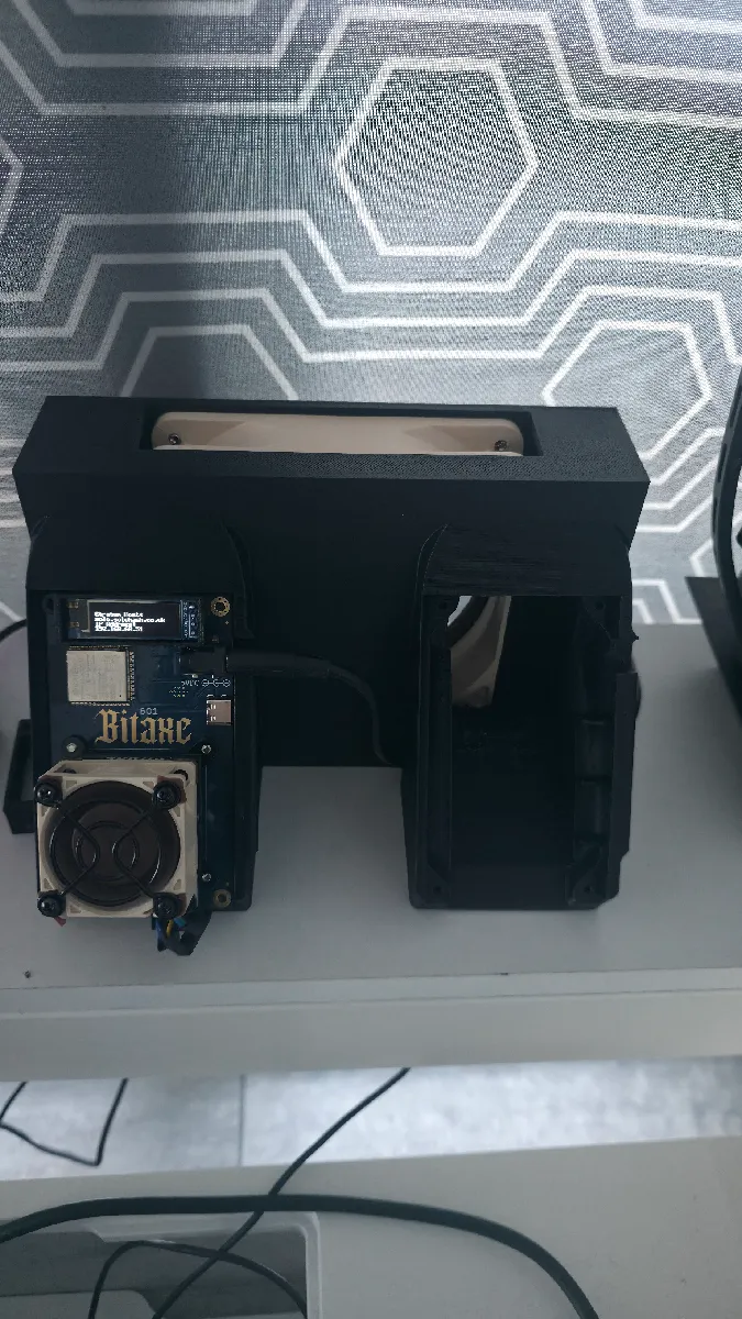 Bitaxe Duo Gehäuse für 120mm Lüfter | Bitcoin Miner Case