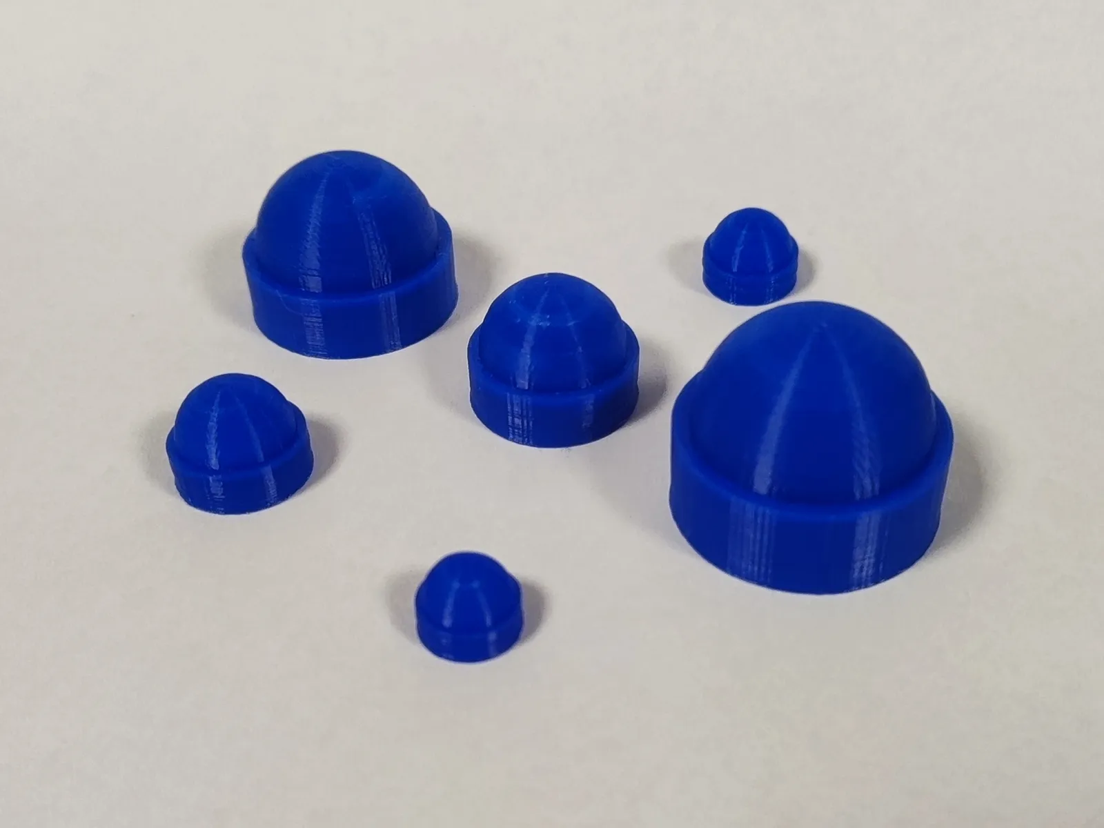 Hutmuttern-Schutzkappen Set V2 (M3–M16) - image3 Hutmuttern-Schutzkappen Set V2 2er Set (M3–M16) – Bild 3