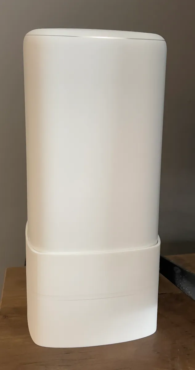 Aktiv-Kühler Ständer für XB8 Router (90mm Lüfter)