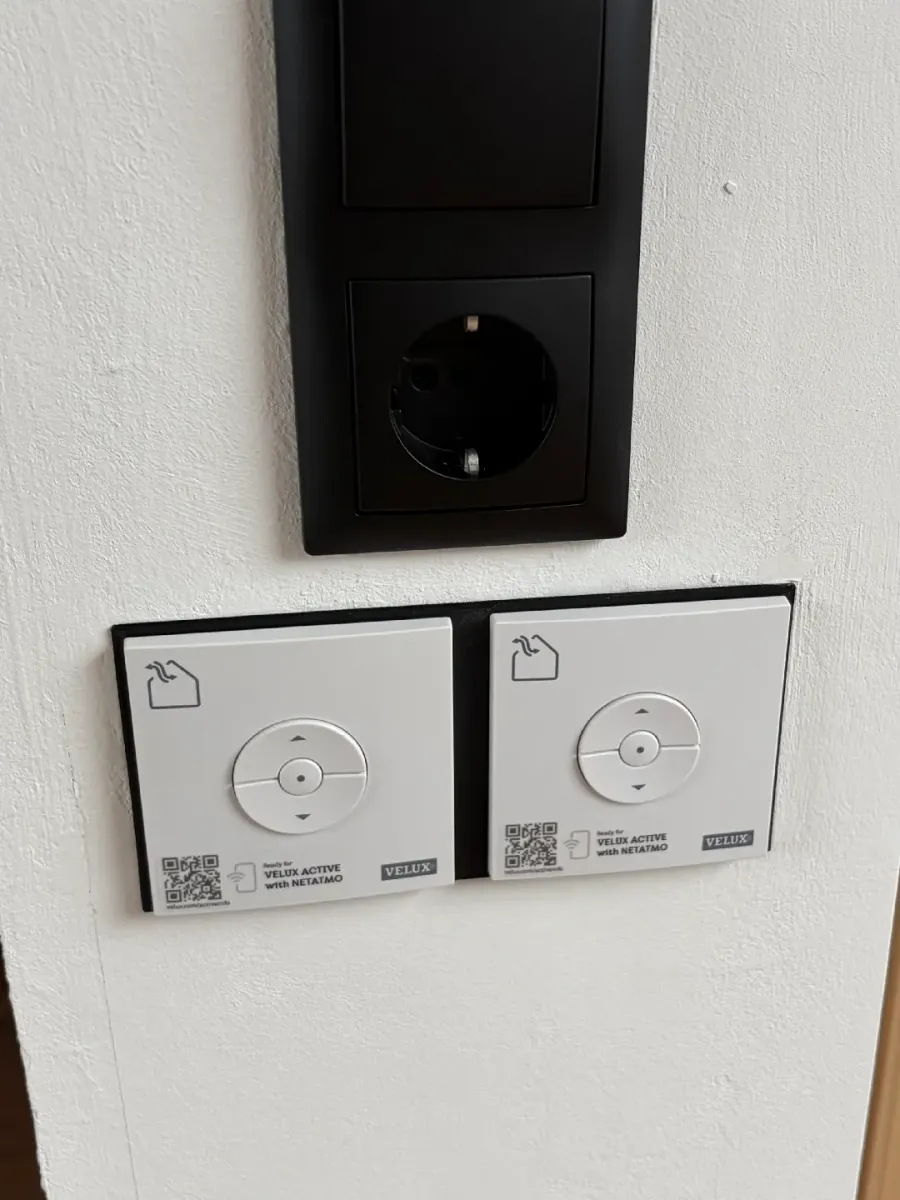 Velux KLI 310 Dual Wandgehäuse für ESPHome Smart Home