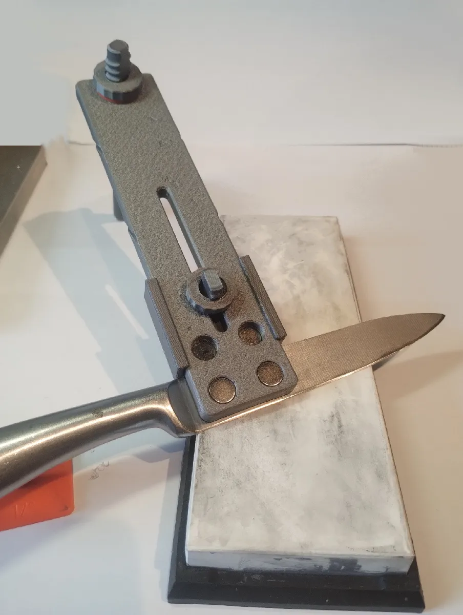 Messer-Schärfhilfe mit fixiertem Schleifwinkel (V2)