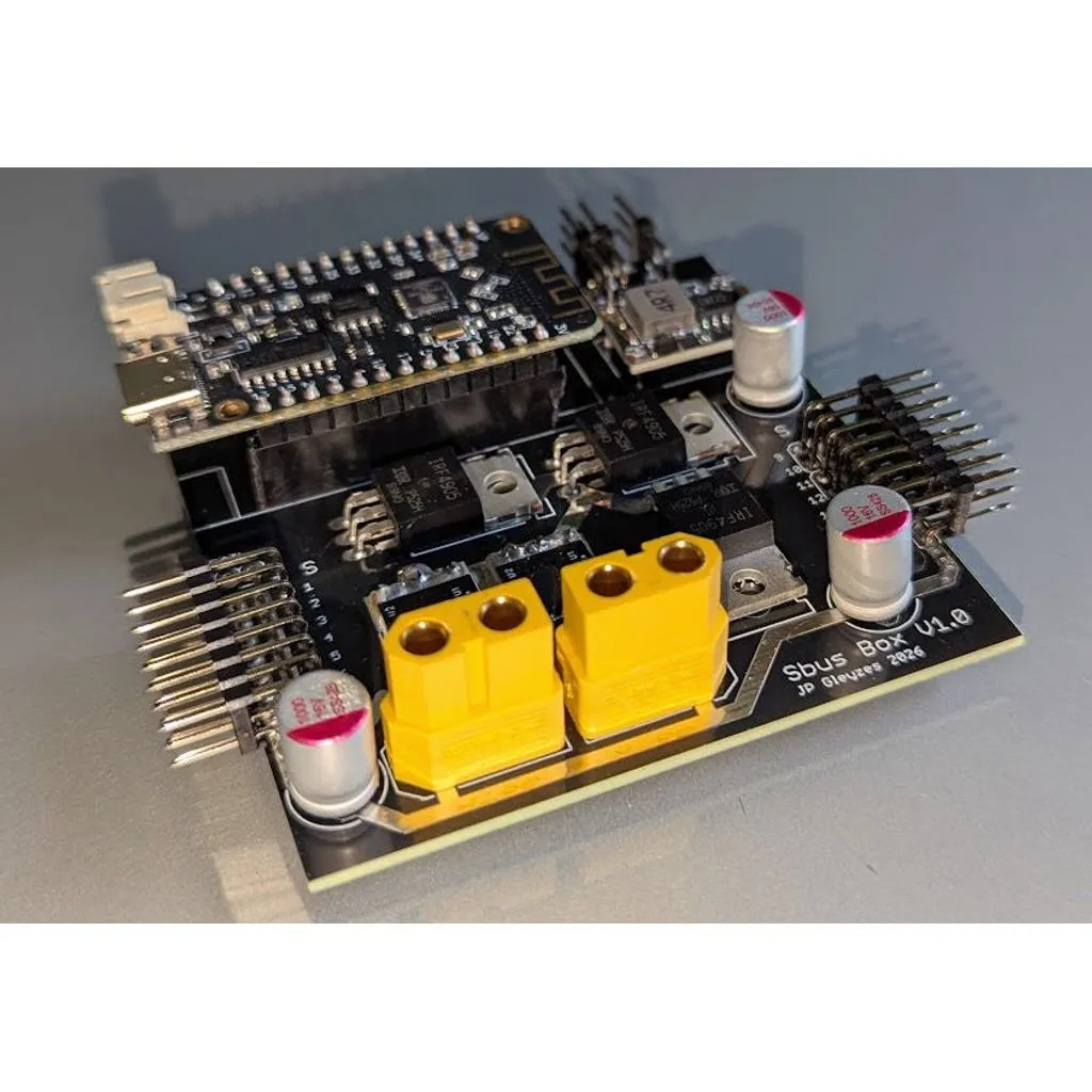 Gehäuse für 2S LiPo High-Current Power Box with two Sbus inputs